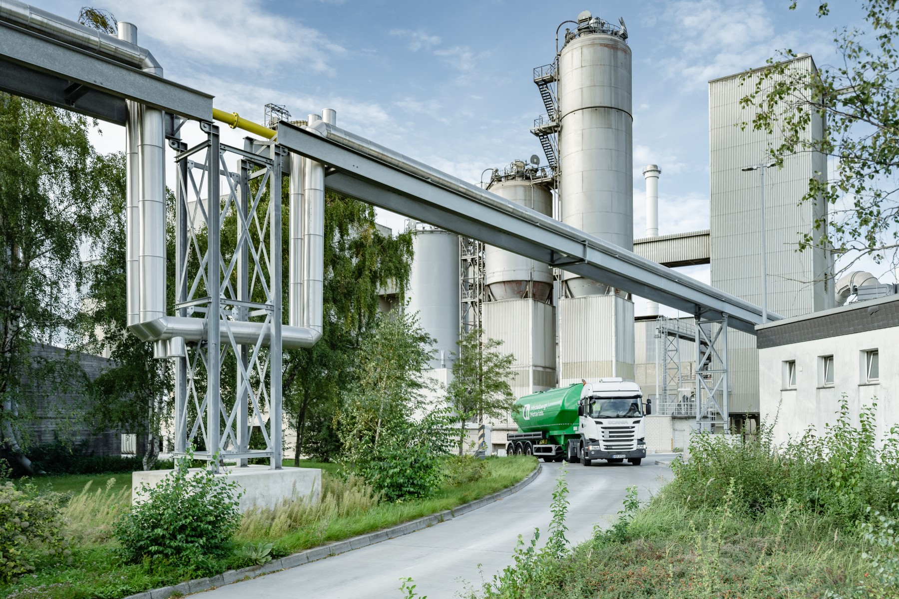 Viele Reststoffe und Nebenprodukte anderer Industrien sind für Heidelberg Materials wertvolle Rohstoffe. 